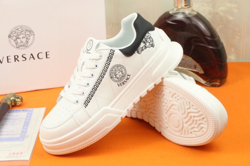 Givenchy Sneakers